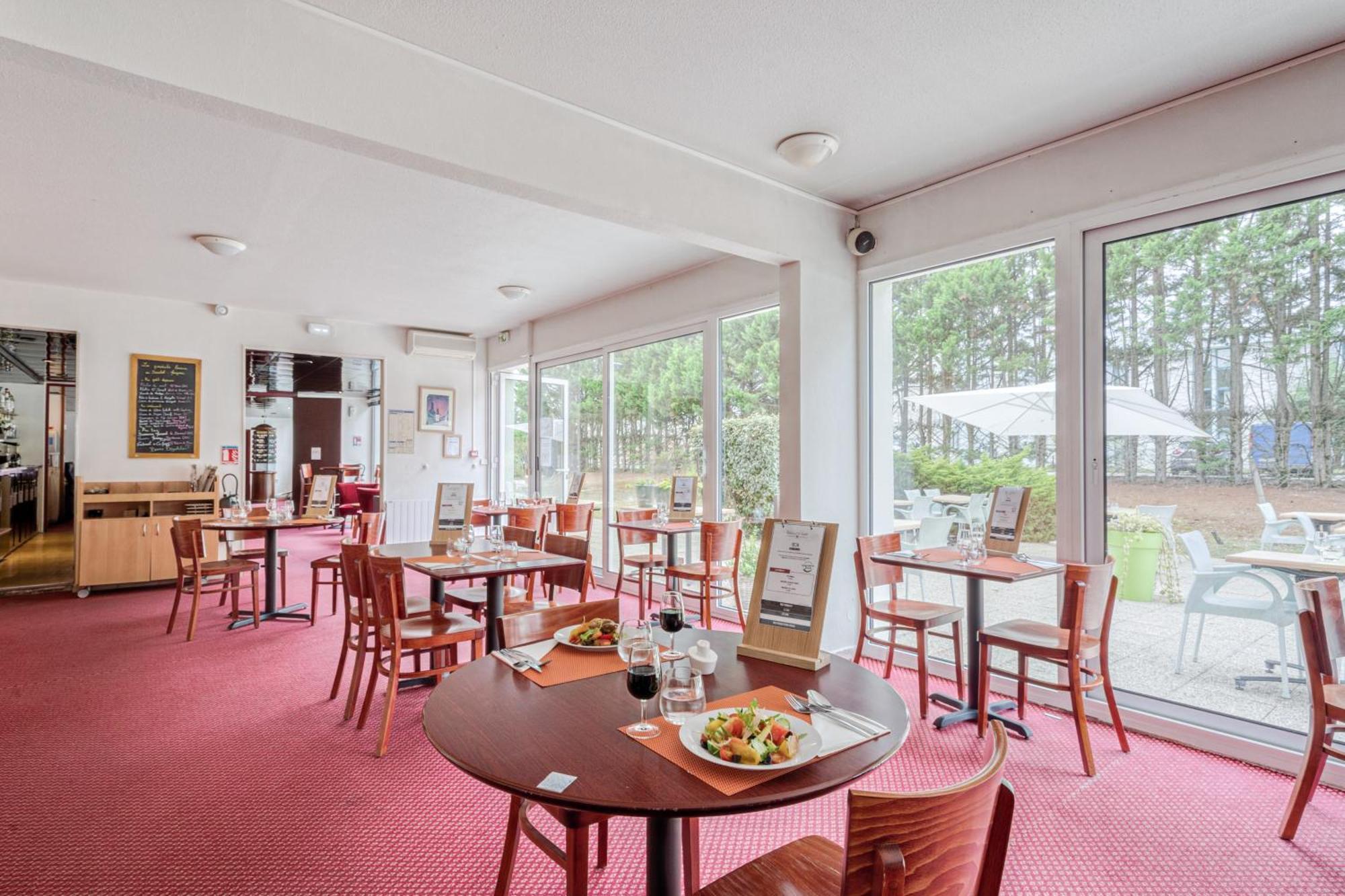 Brit Hotel Bordeaux Aeroport - Le Soretel เมรินแญค ภายนอก รูปภาพ