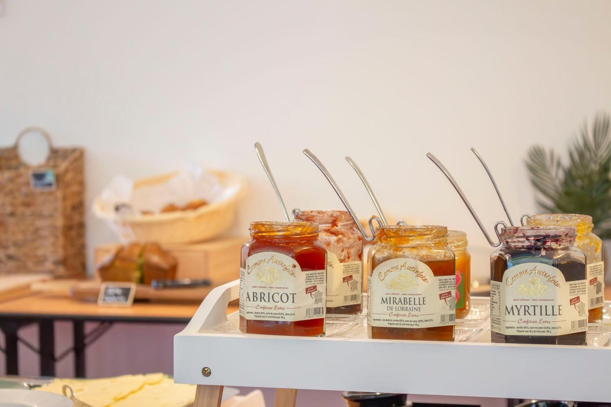 Brit Hotel Bordeaux Aeroport - Le Soretel เมรินแญค ภายนอก รูปภาพ