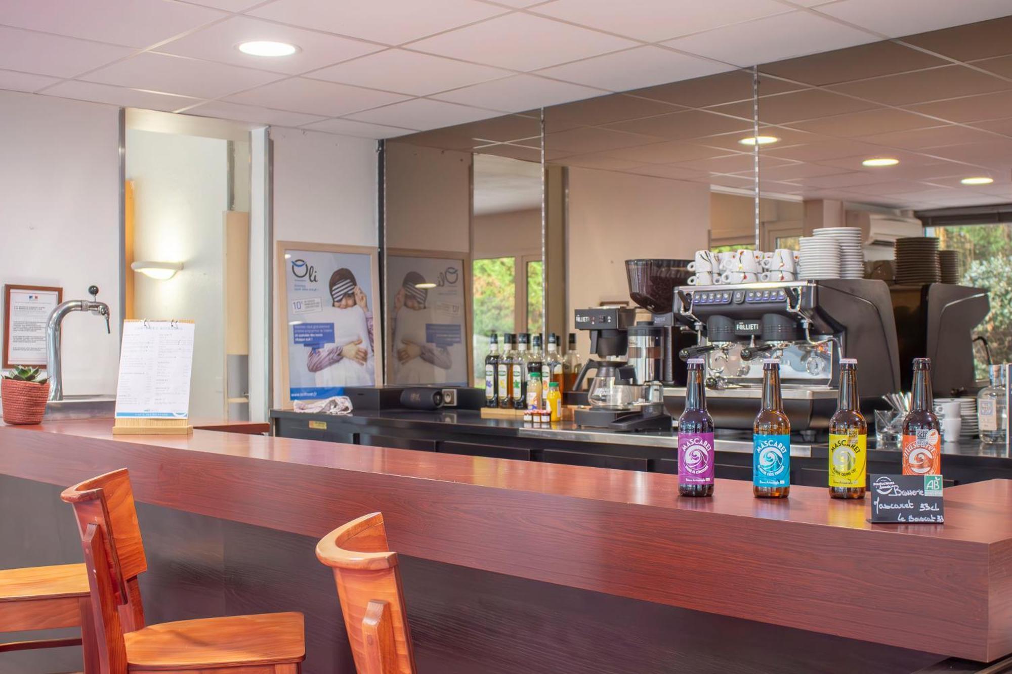 Brit Hotel Bordeaux Aeroport - Le Soretel เมรินแญค ภายนอก รูปภาพ